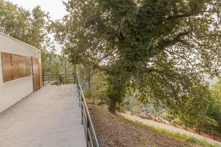 Location de vacances pour 10 personnes, avec vue et terrasse, animaux acceptés à Lousã - 4