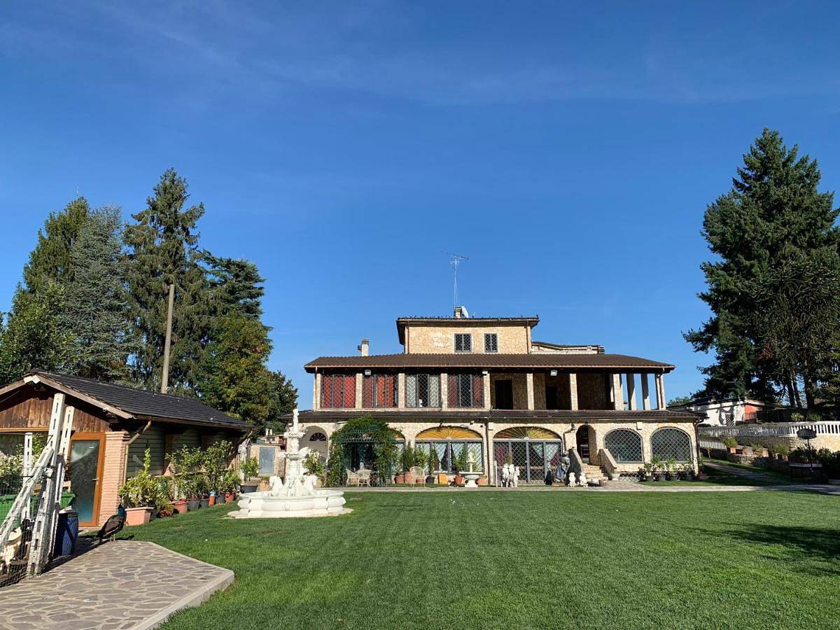Double Room with Private Bathroom in Rocca Priora, Castelli Romani