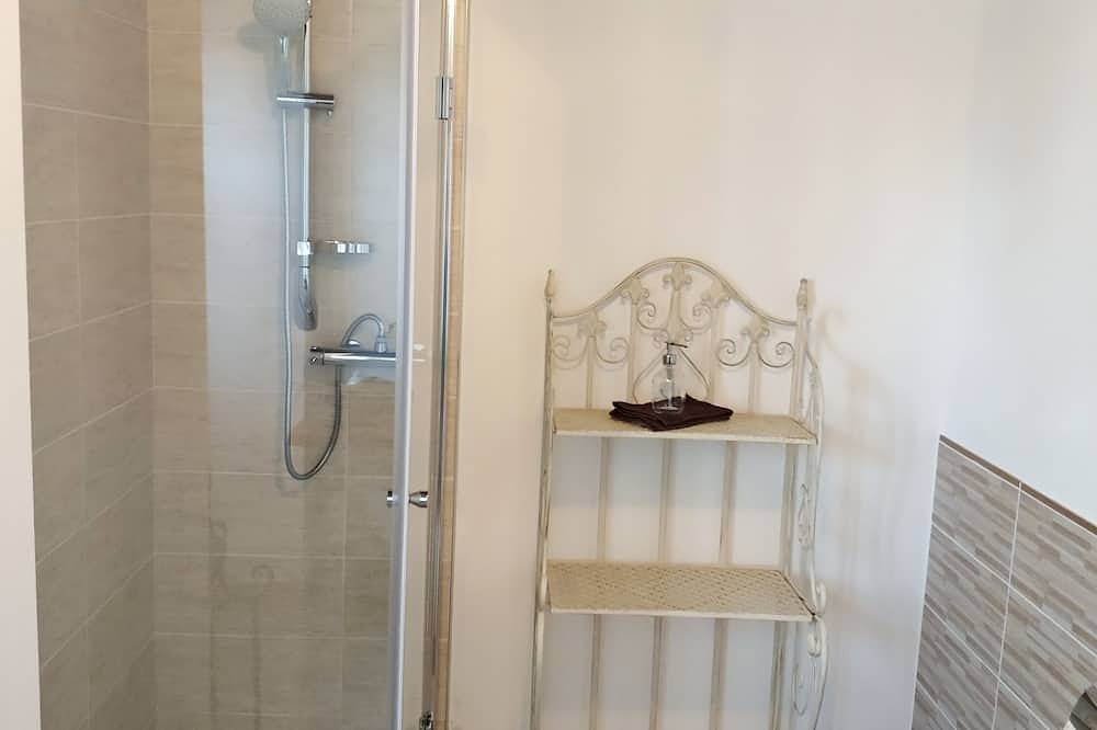 Appartement entier, Charmante maison de campagne récemment rénovée dans les Marches in Pergola, Valle del Metauro