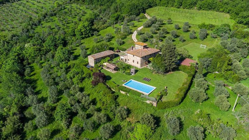 Chalet para 10 personas, con Balcón y Terraza además de Jardín y Piscina en Fiesole