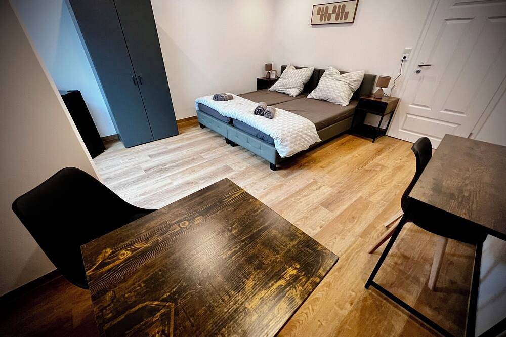 Ganze Wohnung, Zentral & Modern: Zimmer im Herzen Oldenburgs(6p) in Oldenburg, Niedersachsen