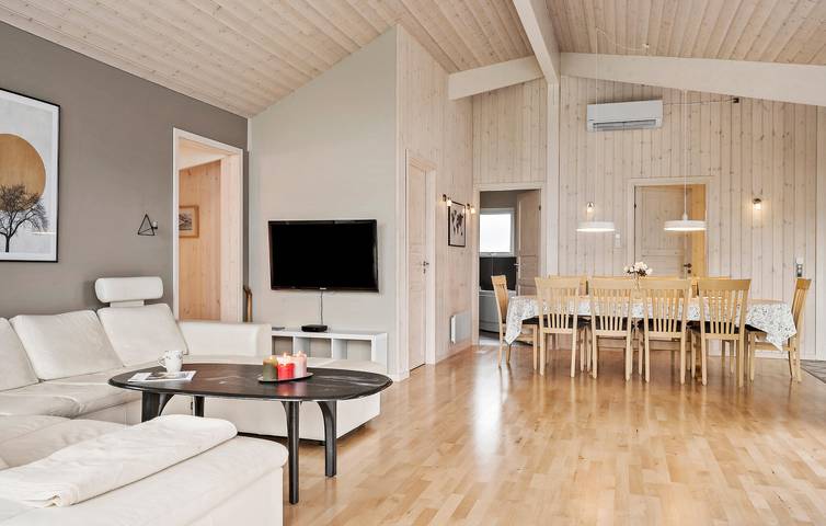 Ferienhaus für 8 Personen, mit Whirlpool und Garten sowie Terrasse und Sauna in Grønninghoved Strand - 4