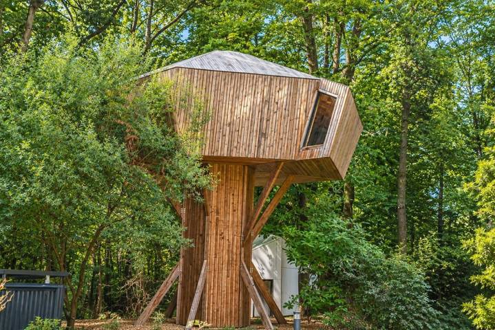 Gîte pour 2 personnes, avec Terrasse ainsi que Jardin et Piscine dans Silly