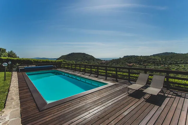 Chalet para 8 personas, con piscina además de jardín y vistas - 1
