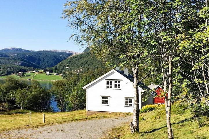Ferienhaus für 8 Personen, mit Terrasse in Masfjorden