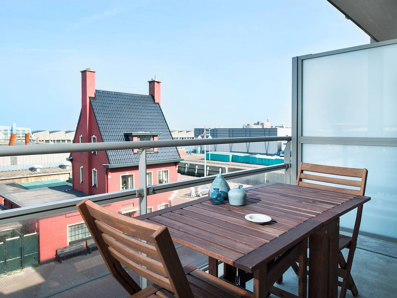 Ganze Wohnung, Modernes Apartment in Den Haag mit Balkon in Scheveningen, Den Haag