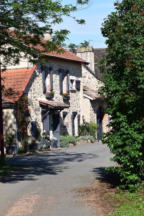 Two-Bedroom House in Najac, Aveyron
