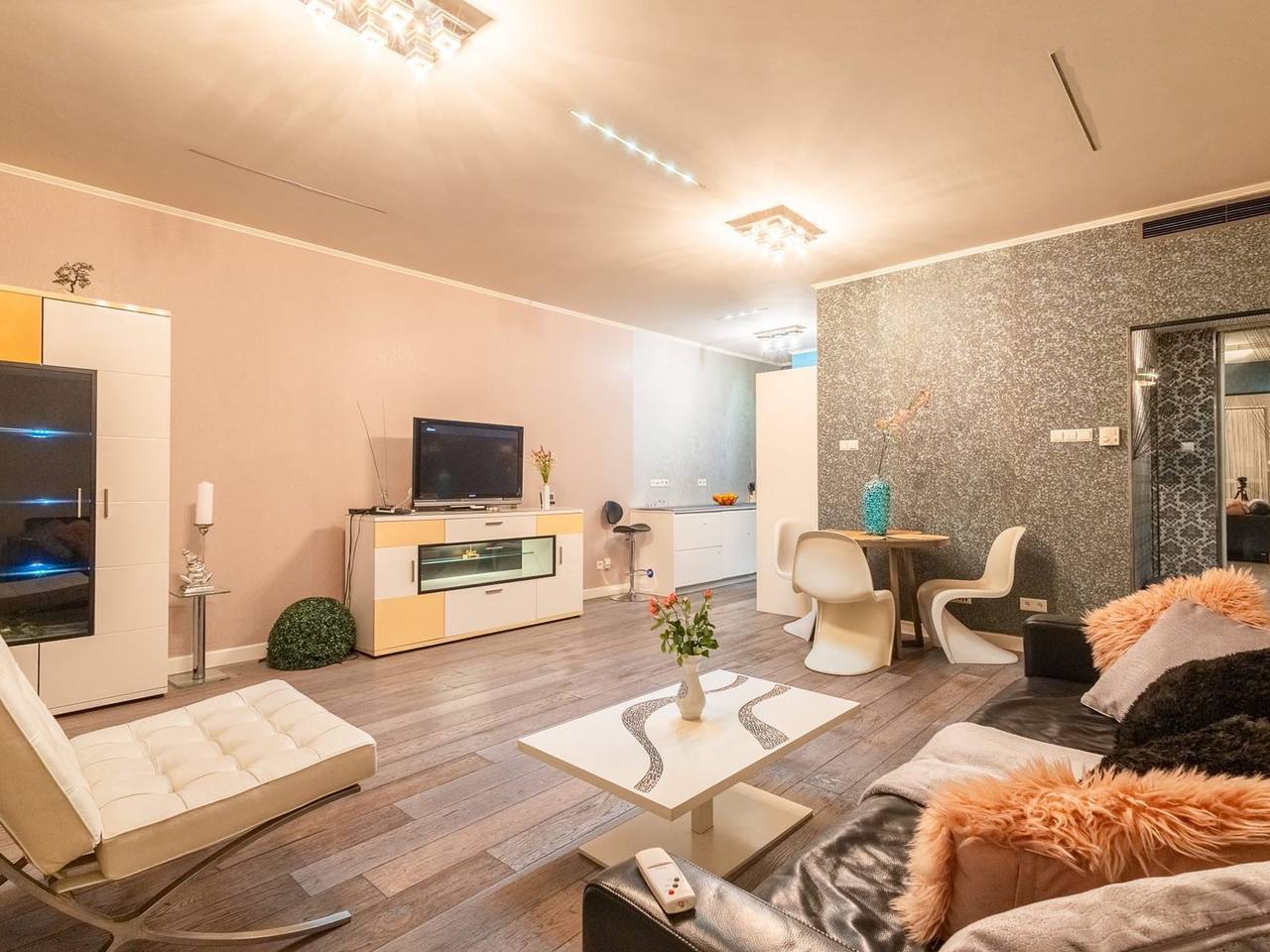Entire apartment, Platinum Towers in Warsaw, Masovia