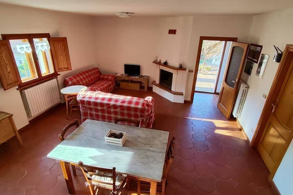 Casa Vacanze, Abruzzo, Italy in Bisegna, Nationalpark Abruzzen