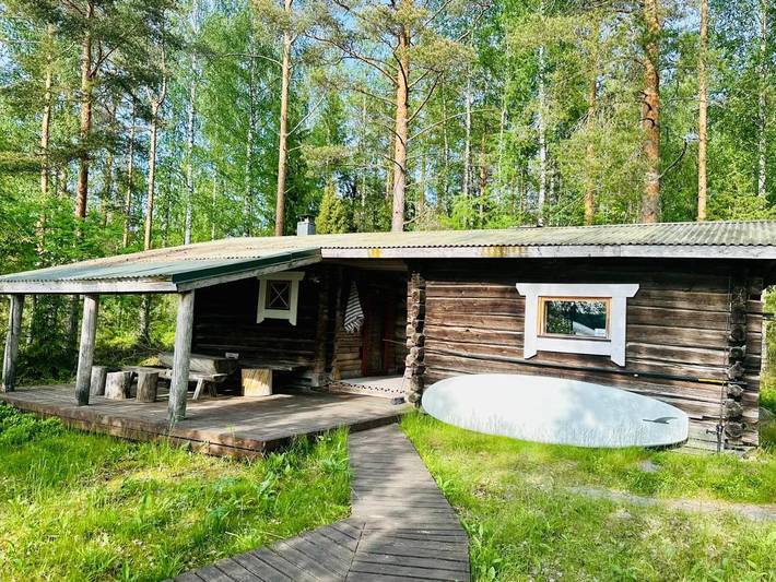 Camping para 2 personas, con Terraza y Jardín además de Sauna y Vistas al lago en Finlandia