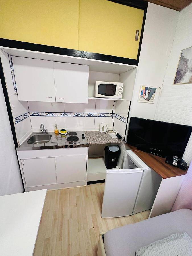 Economy Single Room in Richterich, Aix-la-Chapelle
