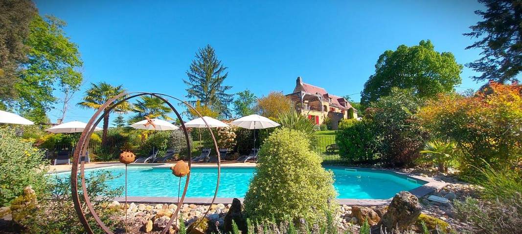 Location de vacances pour 6 personnes, avec jardin ainsi que piscine et terrasse à Groléjac - 2