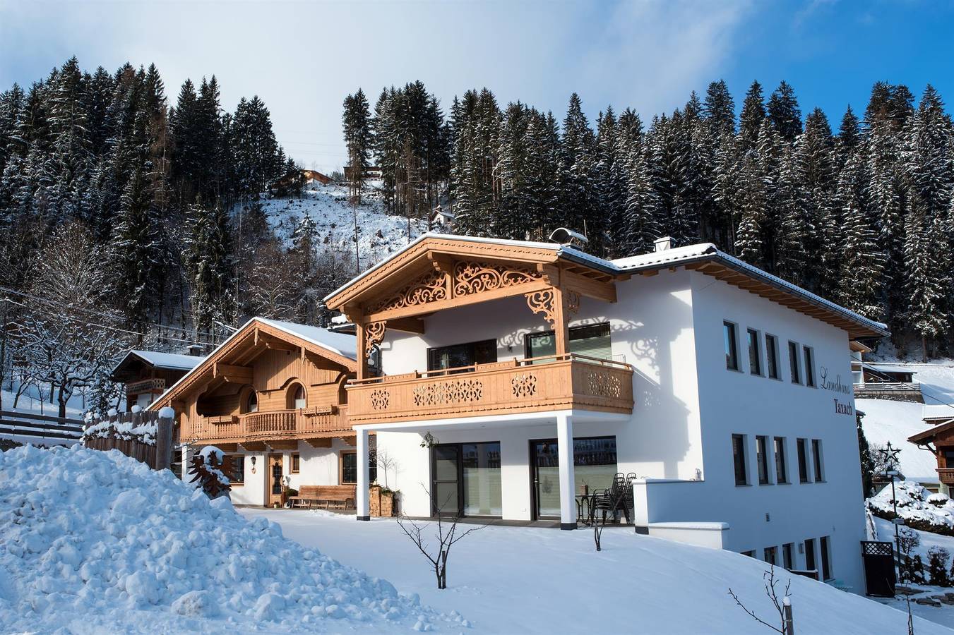 Ganze Ferienwohnung, Landhaus Taxach in Ried im Zillertal, Ski-Optimal Hochzillertal
