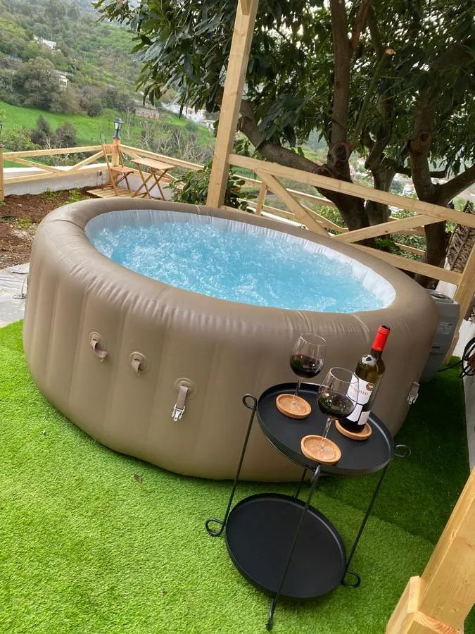 Ferienhaus für 5 Personen, mit Pool und Garten sowie Whirlpool - 1