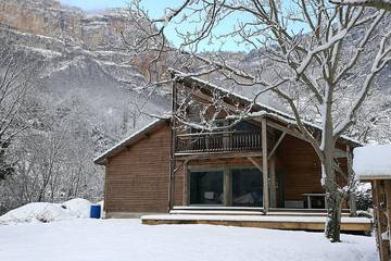 Maison de campagne pour 6 personnes, avec jardin et balcon à Choranche