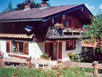 Ferienwohnung für 4 Personen, mit Ausblick und Garten sowie Balkon am Spitzingsee