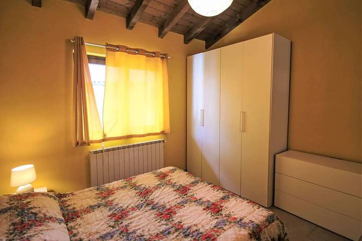 Gîte pour 3 personnes, avec terrasse à Gravellona Toce - 2