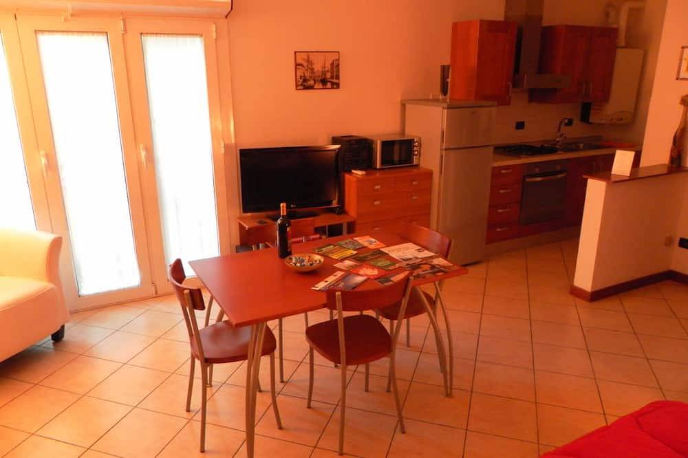 Ganze Wohnung, Wohnung im Zentrum der Stadt + Wi-Fi + Parkplatz in Triest, Karst