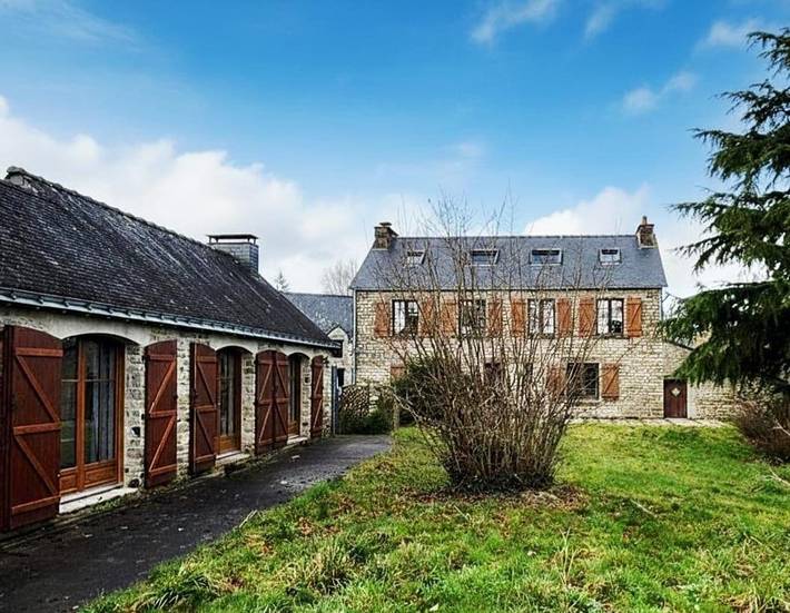 Location de vacances pour 14 personnes à Lizio