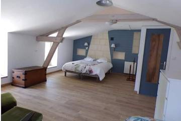 Gîte pour 3 personnes, avec terrasse et jardin à La Roche-Clermault