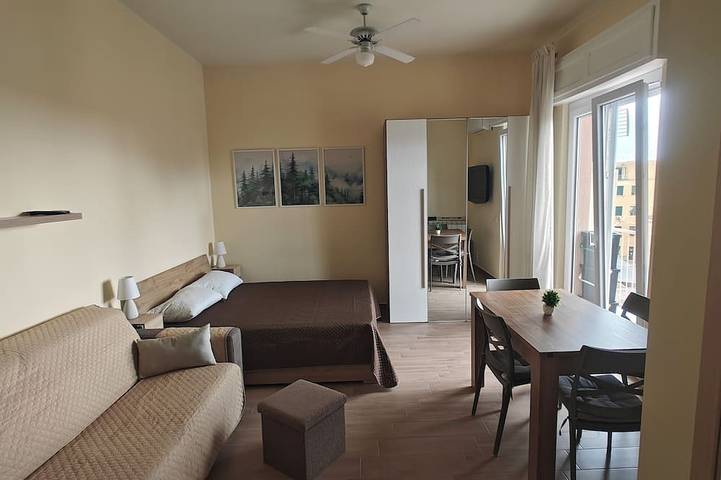 Appartamento intero, Terrae Balcony (Central Sicily Loft) Monolocale moderno hi-tech a Caltanissetta. in Caltanissetta, Provincia di Caltanissetta