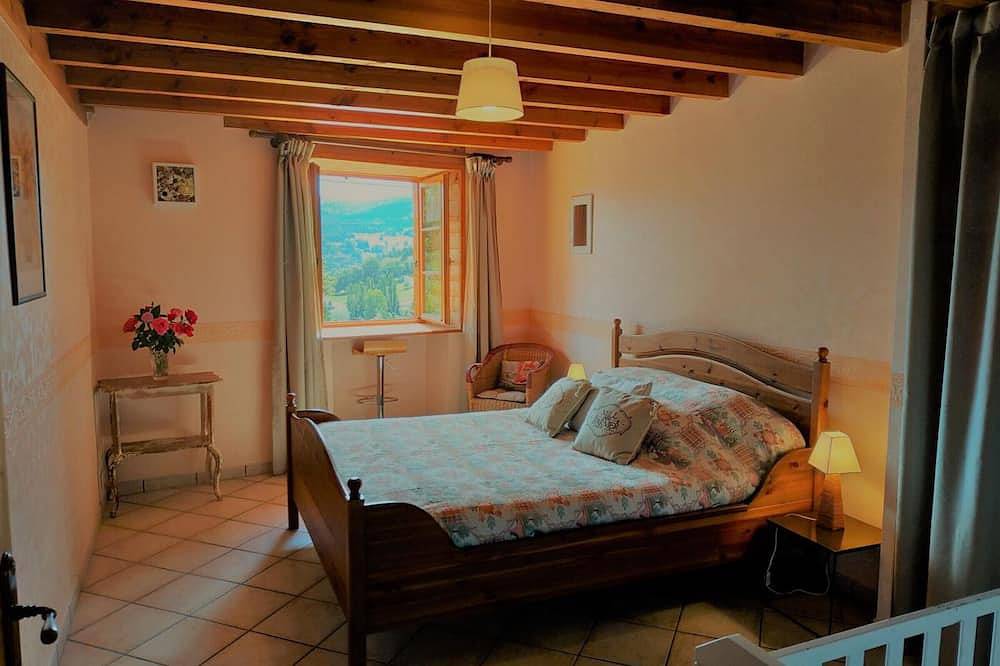 Casa rural cómoda con sauna, chimenea, jardín, cerca de estación de esquí in Chalmazel, Montbrison