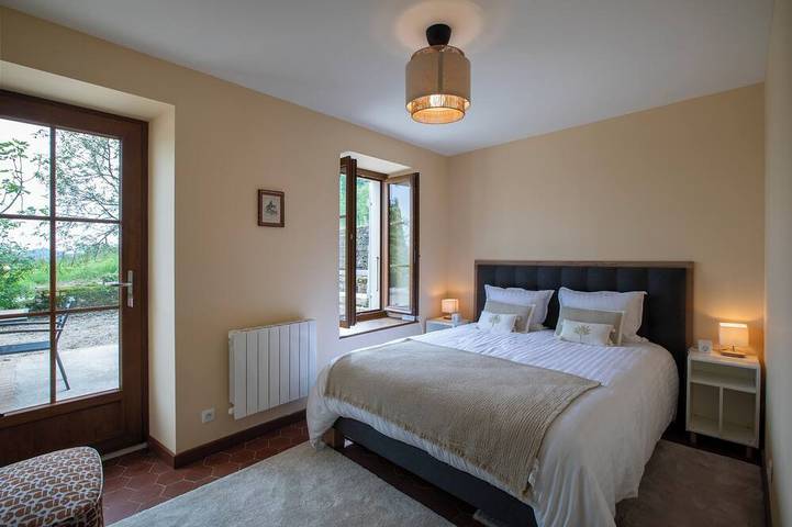 Location de vacances pour 8 personnes, avec terrasse dans Bréry - 2