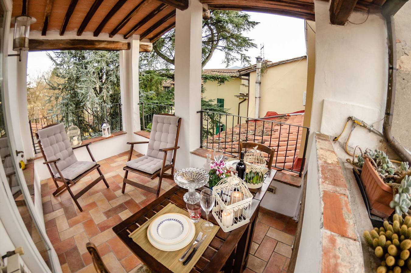 Apartamento entero, Apartamento de vacaciones para 4 personas con terraza in Lucca, Provincia De Lucca