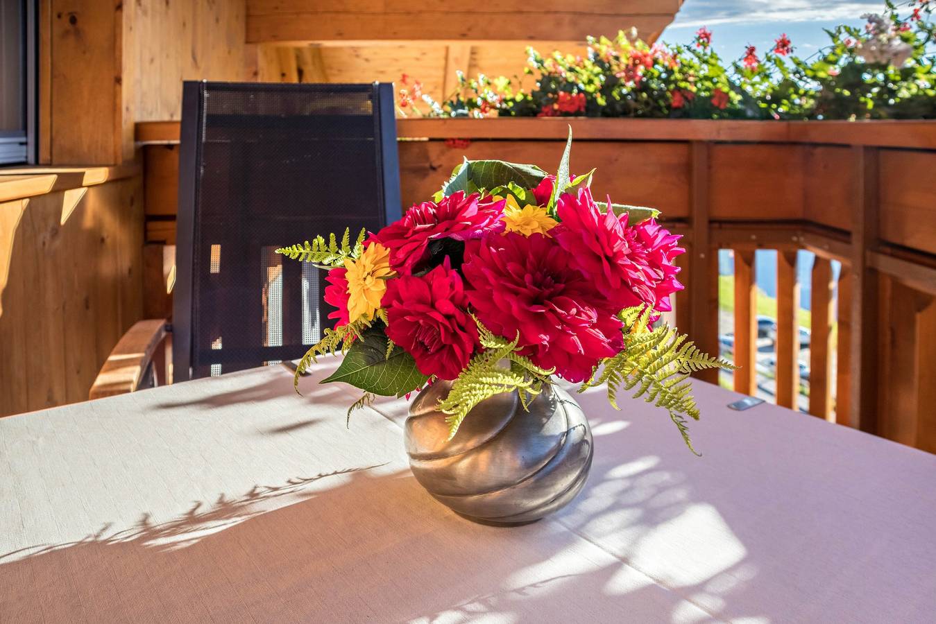 Appartamento intero, Appartamento "Tonigbauernhof Blumenwiese" con vista sulle montagne, balcone e Wi-Fi in Prene, Scena