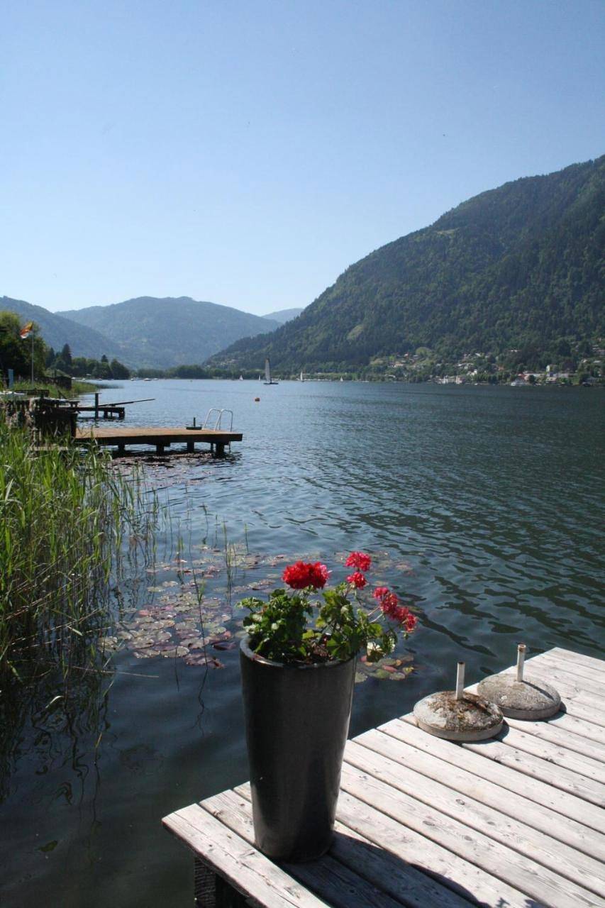 Double Room with Lake View and External Bathroom in Villach, Ossiacher See