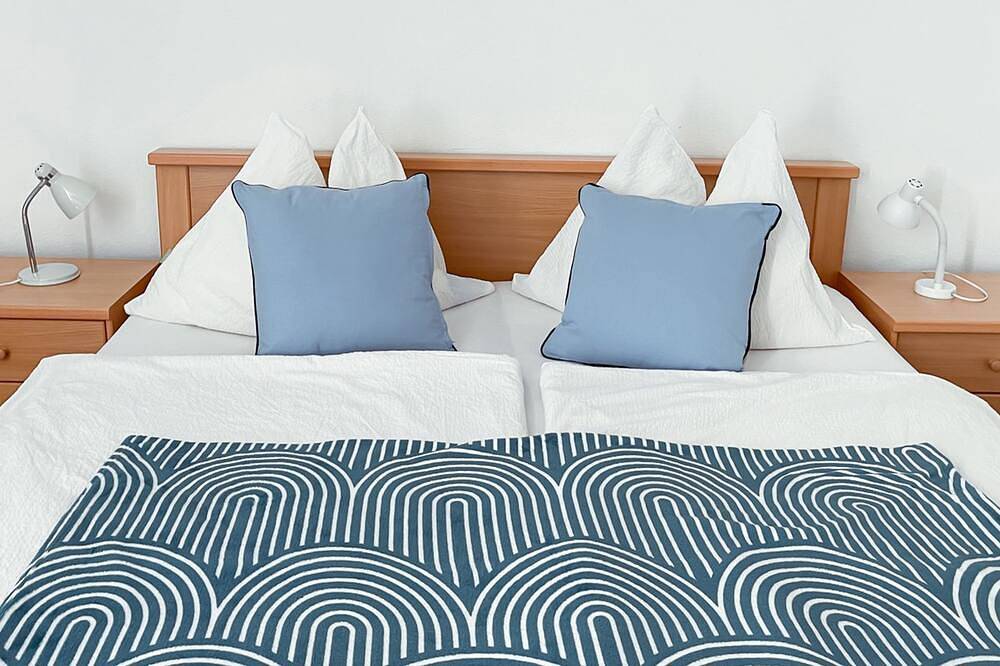 Ganze Wohnung, Doppelzimmer mit Balkon 1 - Haus Rindberger und Pfarl in Salzkammergut-Berge, Zell am Moos