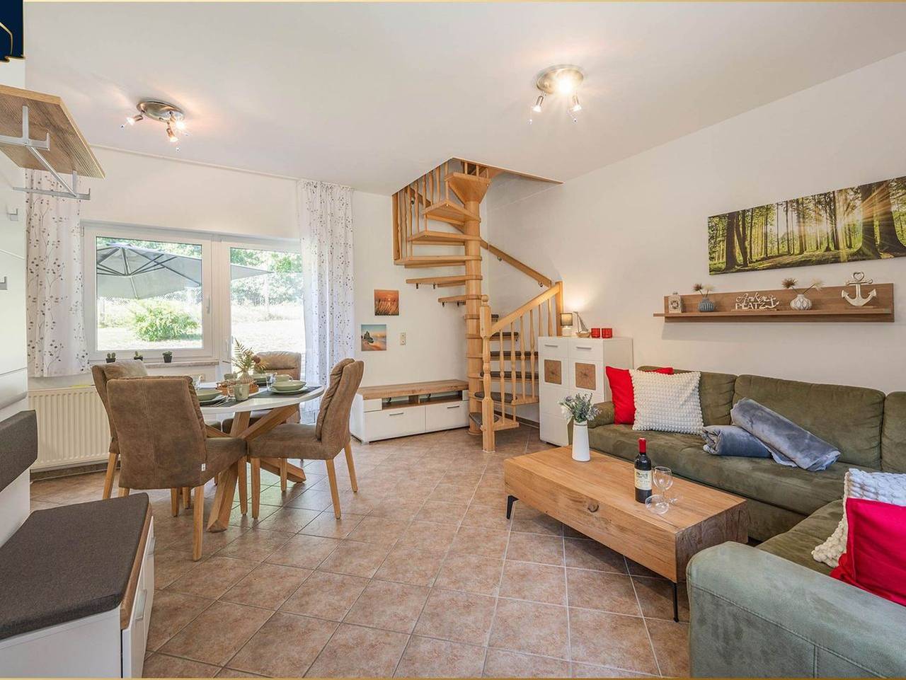 Ganze Ferienwohnung, Dhh Emil - Gemütliche Ferienwohnung im Grünen, mit Sauna und Garten in Garz, Usedom