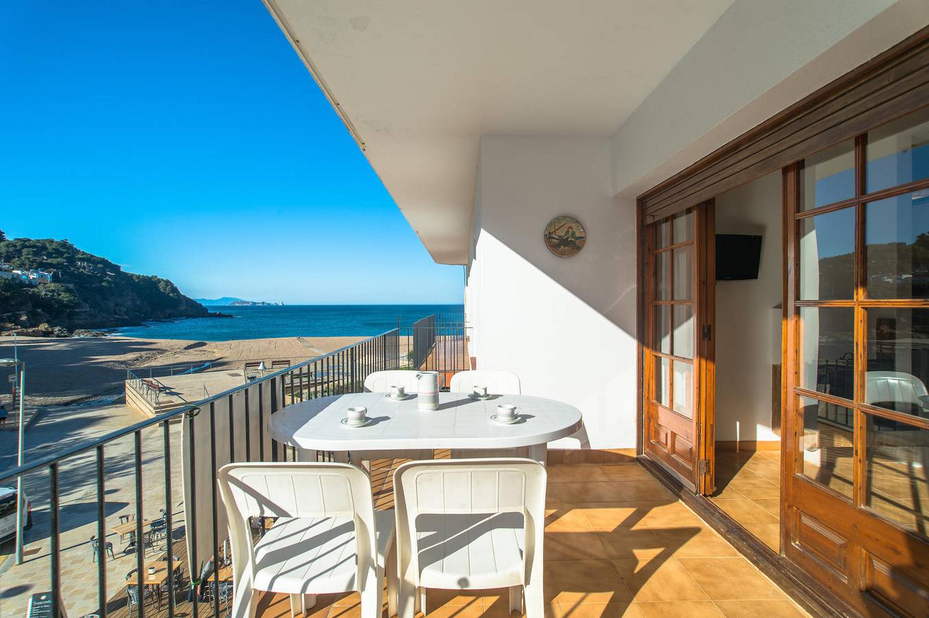 Ganze Wohnung, Apartment mit Meerblick am Strand von Sa Riera in Sa Riera, Begur