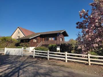Chalet pour 7 personnes, avec vue et jardin dans Territoire de Belfort