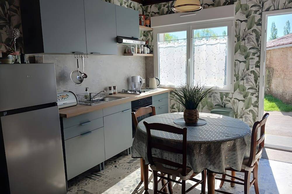 Appartement entier, Studio aux portes de Parthenay in Châtillon-sur-Thouet, Deux-Sèvres