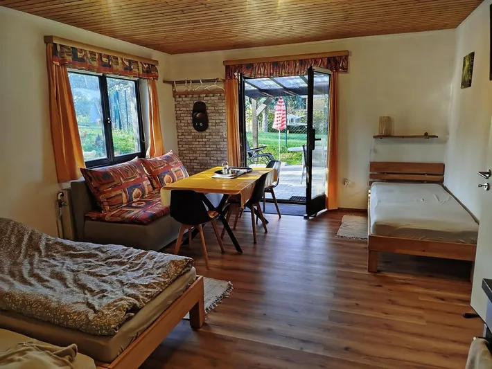 Apartamento de vacaciones para 3 personas, con piscina además de vistas y jardín - 1