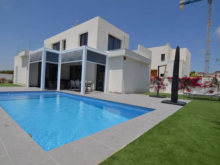 Chalet para 6 personas, con piscina y jardín - 1