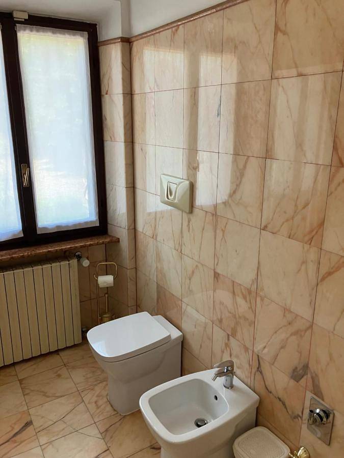 Location de vacances pour 2 personnes, avec vue et jardin, animaux acceptés à Magenta - 2