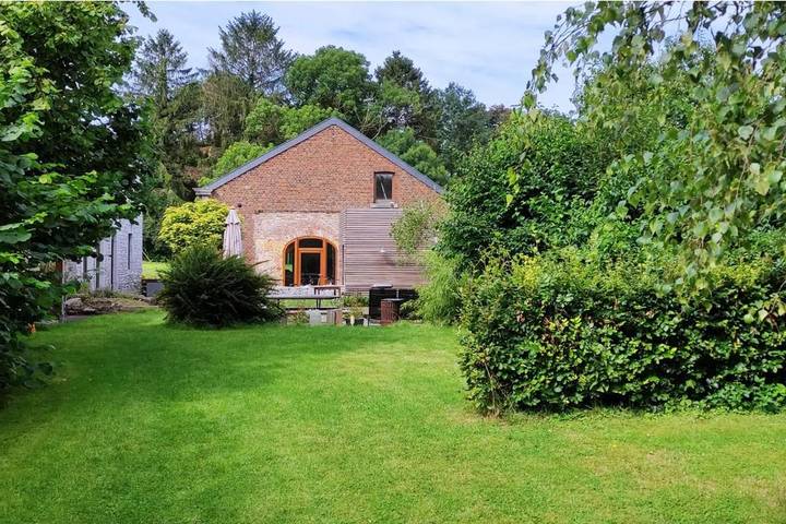 Location de vacances pour 6 personnes, avec jardin et vue, adapté aux familles à Wanze