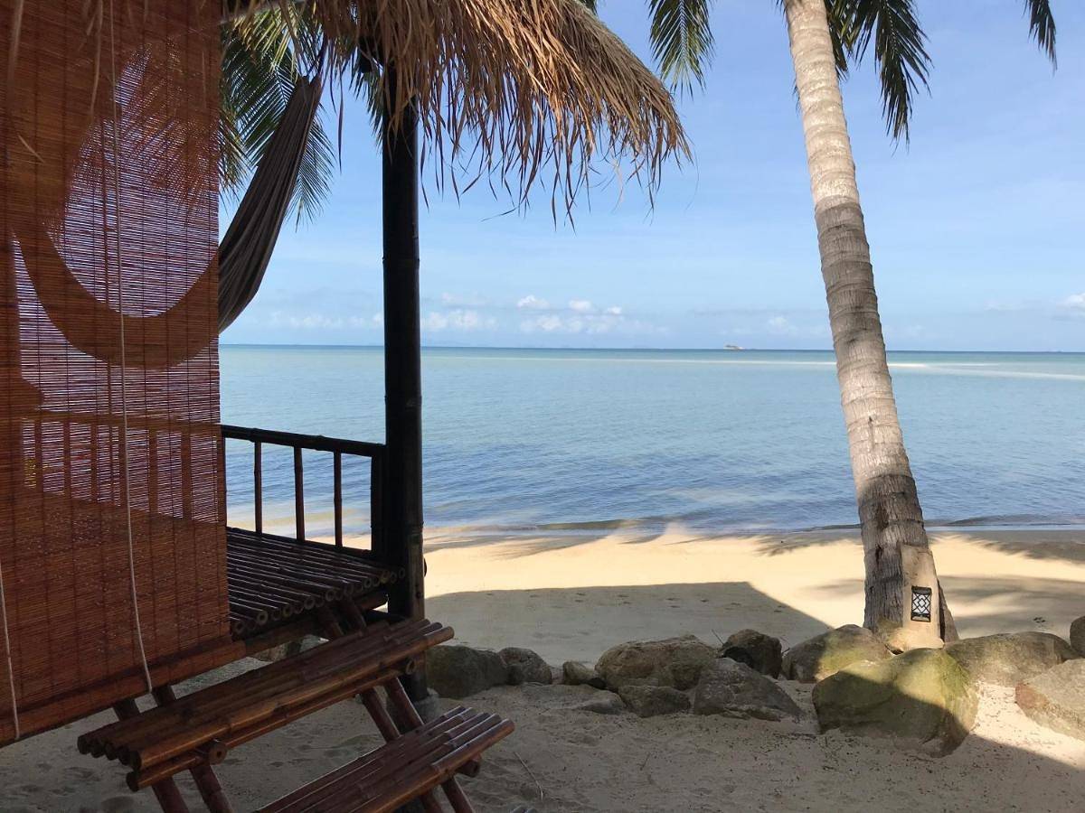 Castaway Beach Bungalows in Koh Phangan