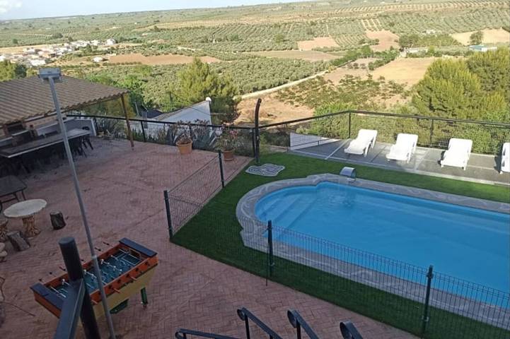 Villa for 8 people, with terrace - 1