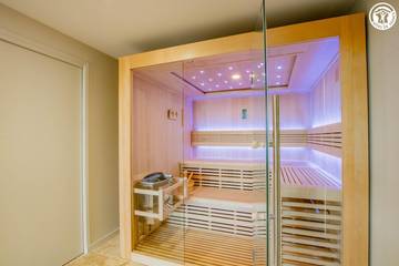 Gîte pour 14 Personnes dans Iguerande, Région de Charolles, Photo 3