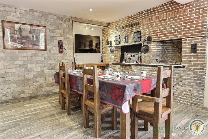 Location de vacances pour 2 personnes, avec jardin dans Le Mené - 2