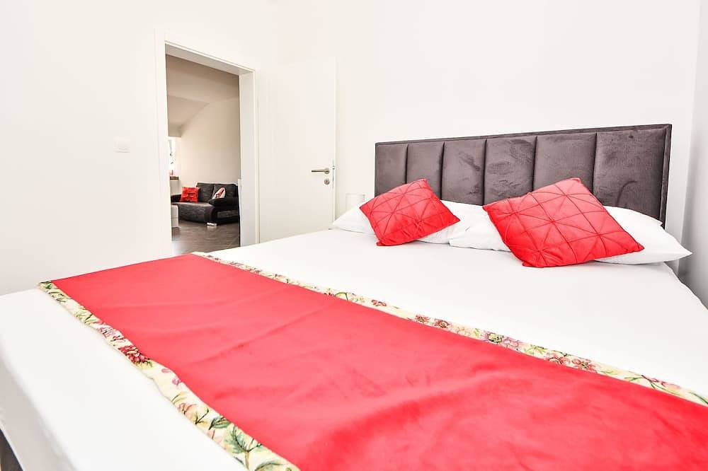 Ganze Wohnung, Ferienwohnung Zubčić in Općina Sveti Filip i Jakov, Zadar