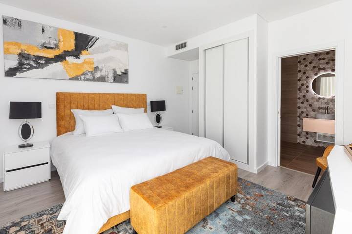 Location de vacances pour 2 personnes, avec vue et jardin ainsi que piscine et terrasse à Valpaços - 2