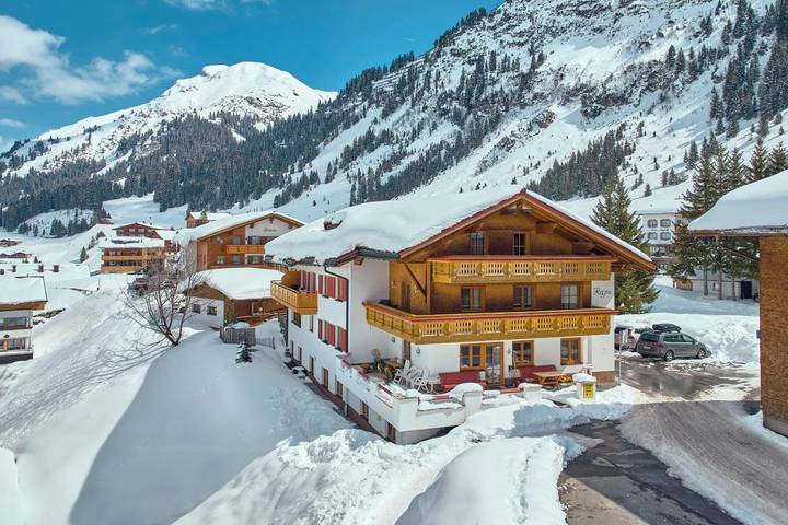 Maison d’hôte pour 2 personnes, avec Balcon et Terrasse ainsi que Sauna et Vue à Lech - 4