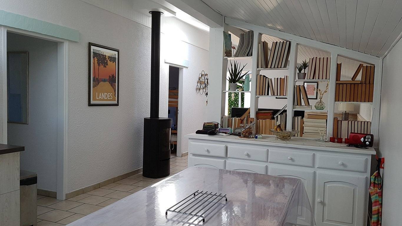Appartement de vacances entier, 770 Aviation - Villa de vacances à 300m de la plage in Biscarrosse Plage, Biscarrosse