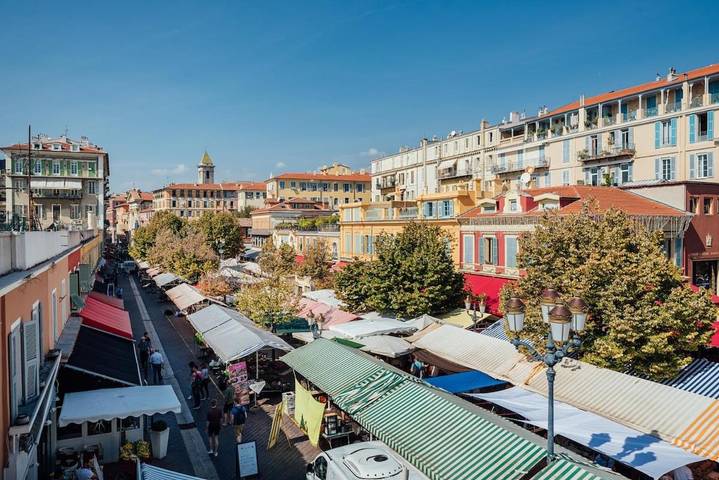 Gîte pour 4 personnes, avec terrasse et vue dans Plage Fabron Bambou Nice - 2