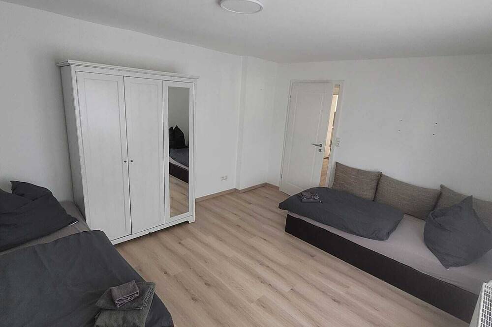 Ganze Wohnung, Ferienap­par­te­ment für 4 Personen mit Gartenblick in Bad Laasphe, Kreis Siegen-Wittgenstein