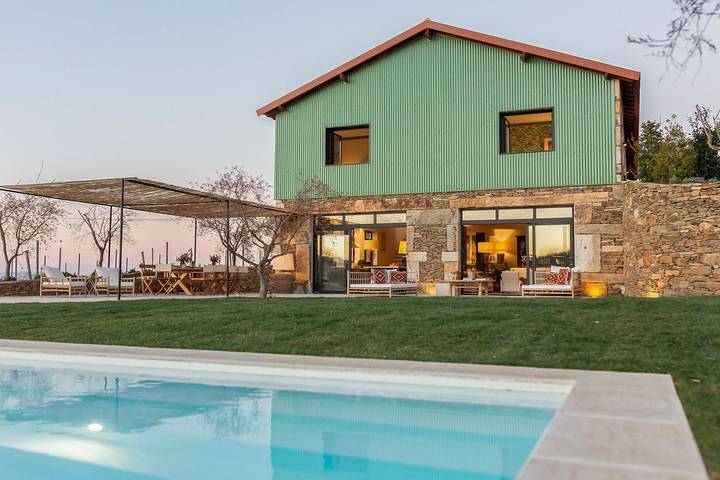 Glamping para 14 pessoas, com jardim e terraço no Centro